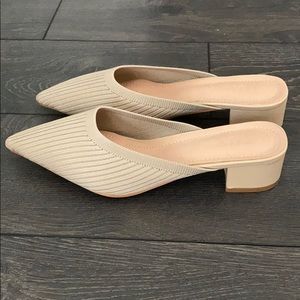 Tijn lower heel slip on